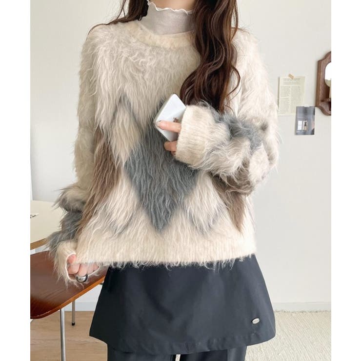 シンプルコーデに差をつける一着。長起毛アーガイル柄ニットプルオーバー | Classical Elf  | 詳細画像7 