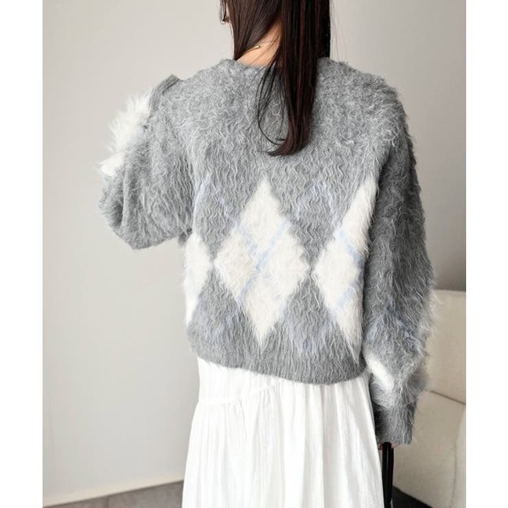 シンプルコーデに差をつける一着。長起毛アーガイル柄ニットプルオーバー | Classical Elf  | 詳細画像17 