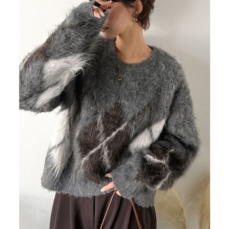 シンプルコーデに差をつける一着。長起毛アーガイル柄ニットプルオーバー | Classical Elf  | 詳細画像21 