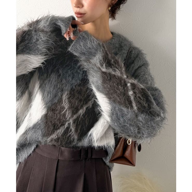 シンプルコーデに差をつける一着。長起毛アーガイル柄ニットプルオーバー | Classical Elf  | 詳細画像22 