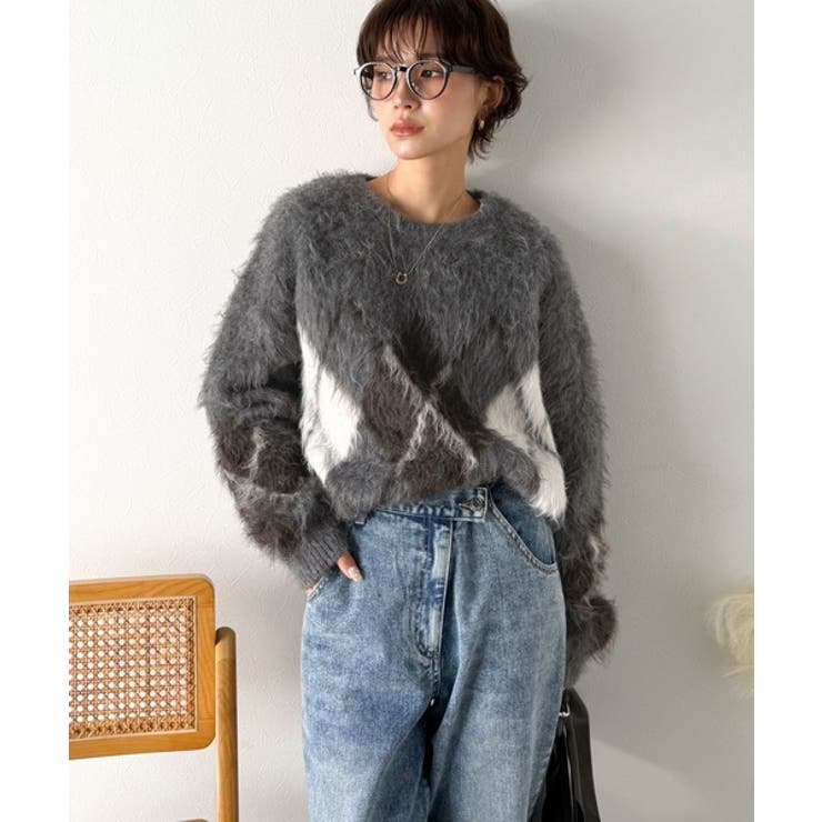 シンプルコーデに差をつける一着。長起毛アーガイル柄ニットプルオーバー | Classical Elf  | 詳細画像24 