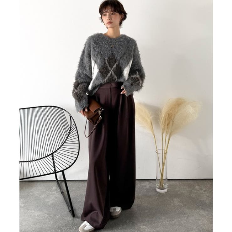 シンプルコーデに差をつける一着。長起毛アーガイル柄ニットプルオーバー | Classical Elf  | 詳細画像27 