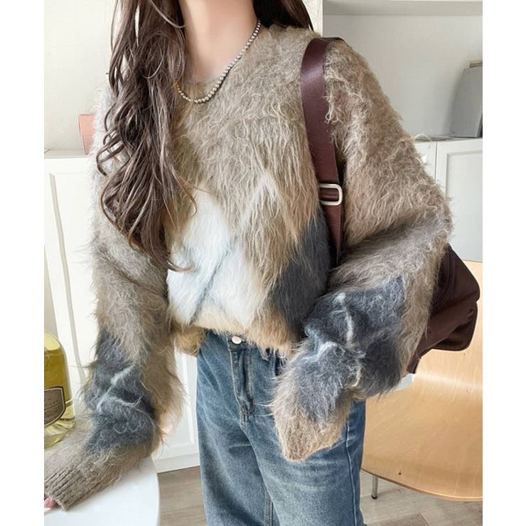 シンプルコーデに差をつける一着。長起毛アーガイル柄ニットプルオーバー | Classical Elf  | 詳細画像34 