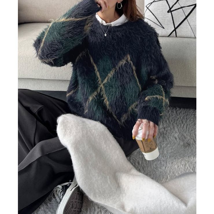 シンプルコーデに差をつける一着。長起毛アーガイル柄ニットプルオーバー | Classical Elf  | 詳細画像38 