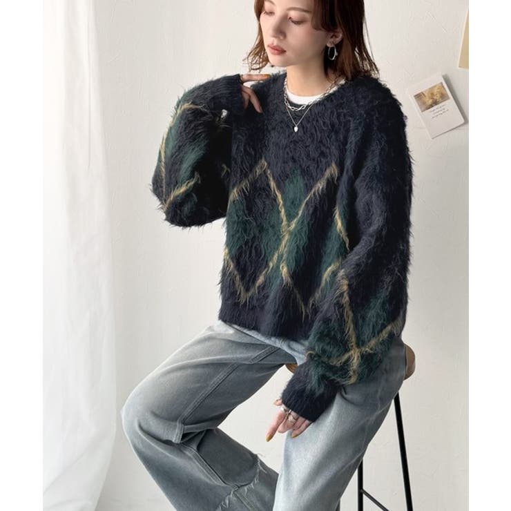 シンプルコーデに差をつける一着。長起毛アーガイル柄ニットプルオーバー | Classical Elf  | 詳細画像40 