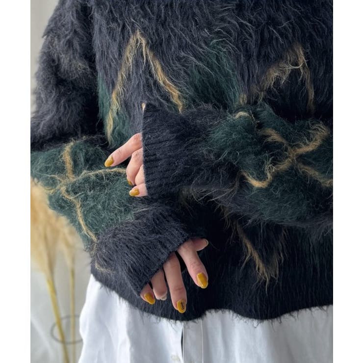 シンプルコーデに差をつける一着。長起毛アーガイル柄ニットプルオーバー | Classical Elf  | 詳細画像44 