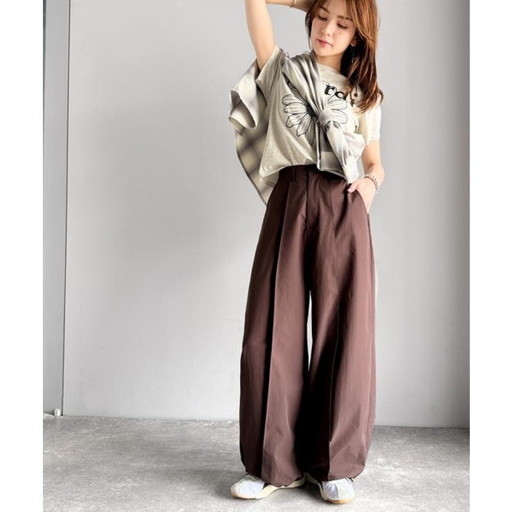 ゆるっとキメる、タックで魅せる。裾ドロスト入り前後タックワイドパンツ | Classical Elf  | 詳細画像17 