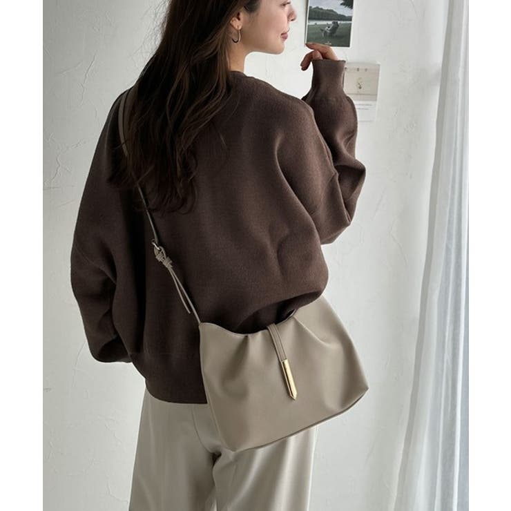 シンプルキレイめで高見えを叶える◎メタルパーツソフトシュリンクレザーバッグ | Classical Elf  | 詳細画像14 