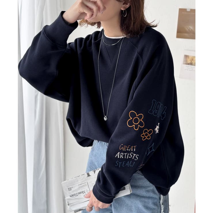 ハンドメイド風刺繍に釘付け。前後2wayランダム袖刺繍裏起毛スウェット | Classical Elf  | 詳細画像16 