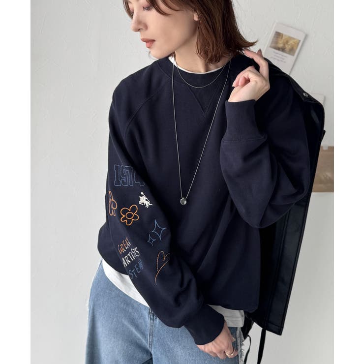 ハンドメイド風刺繍に釘付け。前後2wayランダム袖刺繍裏起毛スウェット | Classical Elf  | 詳細画像22 