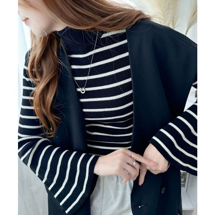 大人かわいいが実現できる。袖フレアハイネックニットプルオーバー（袖配色 無地 ボ… | Classical Elf  | 詳細画像13 