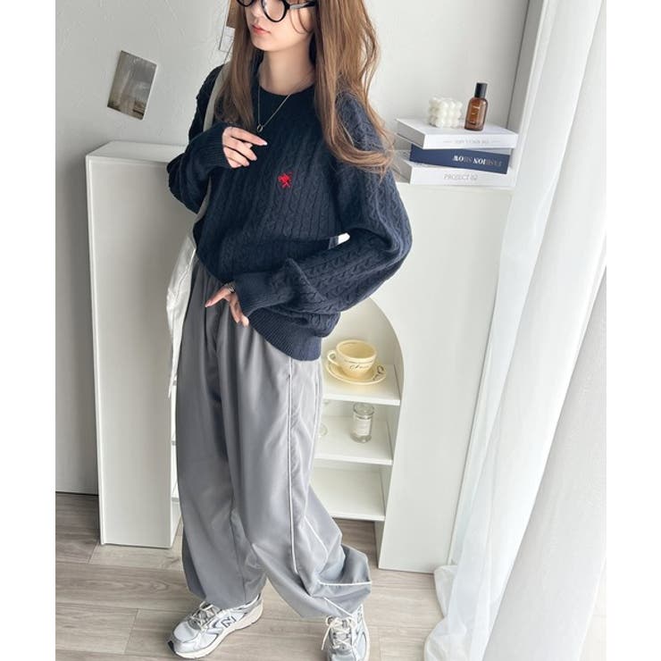 レトロ上品なトラッドテイスト。ワンポイント胸刺繍ケーブルニットプルオーバー | Classical Elf  | 詳細画像27 