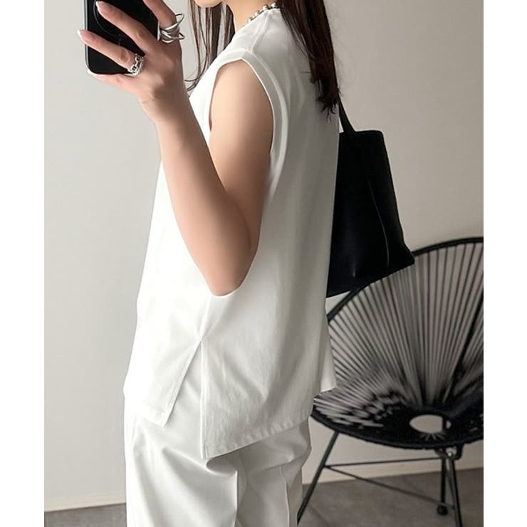 接触冷感♪大人カジュアルを格上げ！胸元ワンポイント刺繍ノースリーブトップ | Classical Elf  | 詳細画像4 