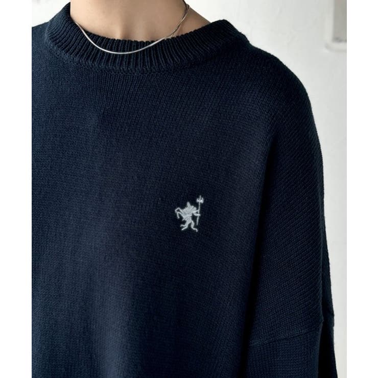 さらり抜け感ある着こなしが叶う。胸刺繍サムホール付きシンプルニット | Classical Elf  | 詳細画像31 