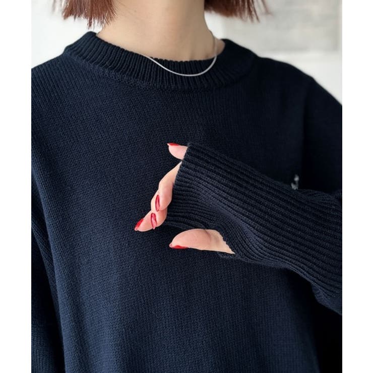 さらり抜け感ある着こなしが叶う。胸刺繍サムホール付きシンプルニット | Classical Elf  | 詳細画像32 