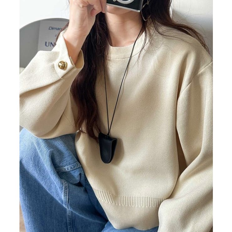 アイボリー | ゆったりなのに上品でキチンと見え。ミラノリブ袖先ゴールドボタンプルオーバー | Classical Elf 