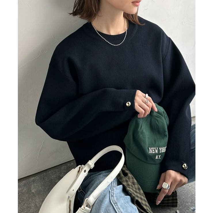 ゆったりなのに上品でキチンと見え。ミラノリブ袖先ゴールドボタンプルオーバー | Classical Elf  | 詳細画像42 