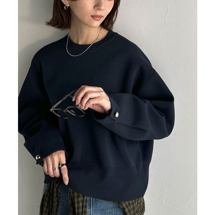 ゆったりなのに上品でキチンと見え。ミラノリブ袖先ゴールドボタンプルオーバー | Classical Elf  | 詳細画像43 