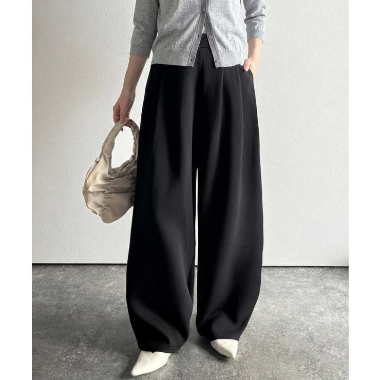 ブラック | たっぽりシルエットに一目ぼれ。。3タックコクーンシルエットダンボール素材ワイドパ… | Classical Elf 