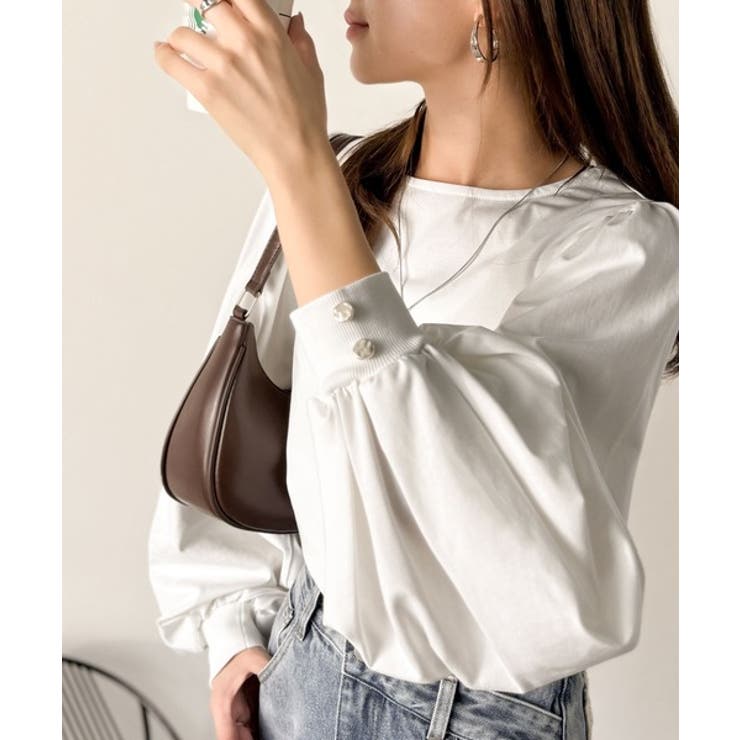 シルエットで差が付く、綺麗めスタイルの完成形◎袖先ボタンボリュームスリーブトップ… | Classical Elf  | 詳細画像8 