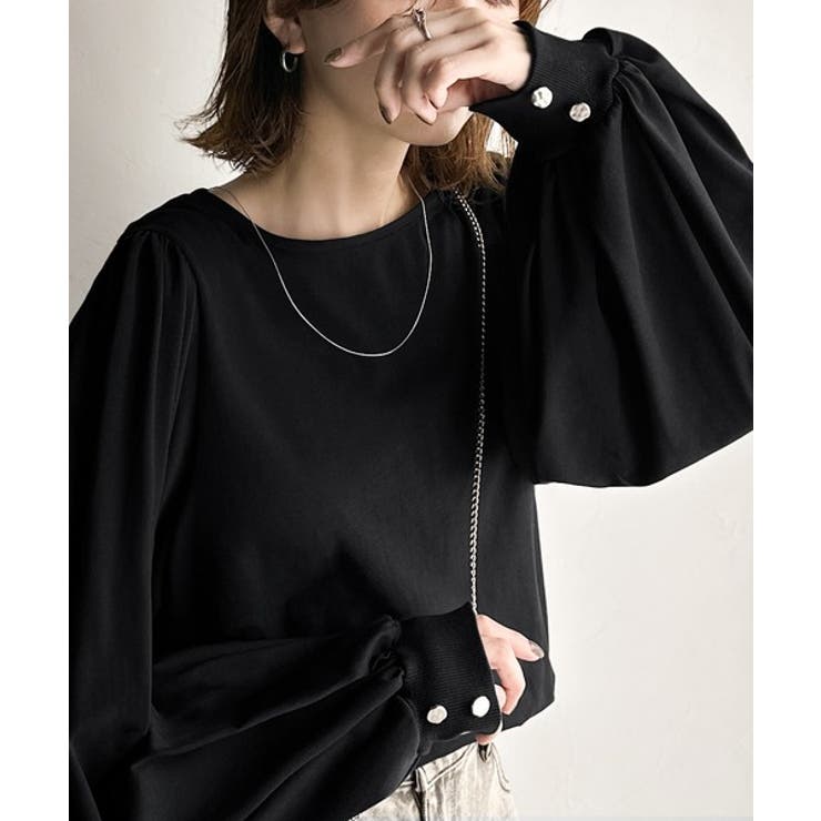 ブラック | シルエットで差が付く、綺麗めスタイルの完成形◎袖先ボタンボリュームスリーブトップ… | Classical Elf 