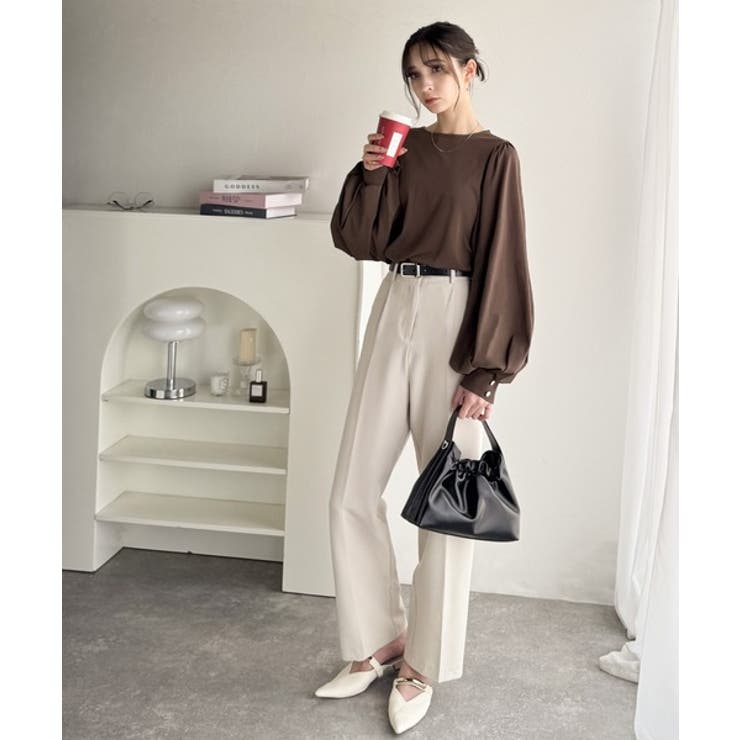 シルエットで差が付く、綺麗めスタイルの完成形◎袖先ボタンボリュームスリーブトップ… | Classical Elf  | 詳細画像27 