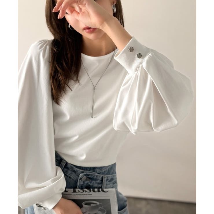 シルエットで差が付く、綺麗めスタイルの完成形◎袖先ボタンボリュームスリーブトップ… | Classical Elf  | 詳細画像1 