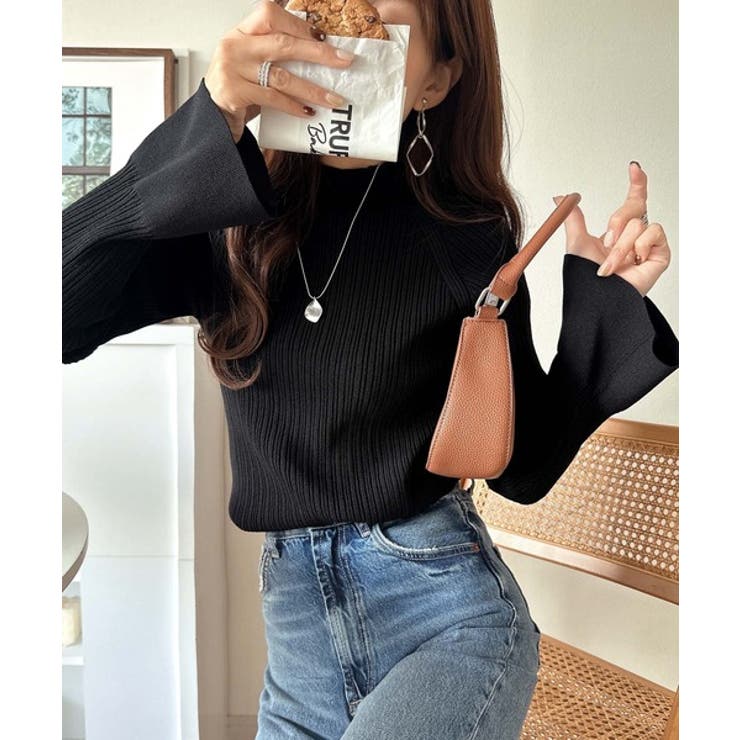 袖にキュン♪大人女子の旬顔トップス。ランダムリブ袖フレアモックネックプルオーバー… | Classical Elf  | 詳細画像9 