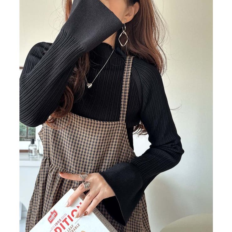 袖にキュン♪大人女子の旬顔トップス。ランダムリブ袖フレアモックネックプルオーバー… | Classical Elf  | 詳細画像12 