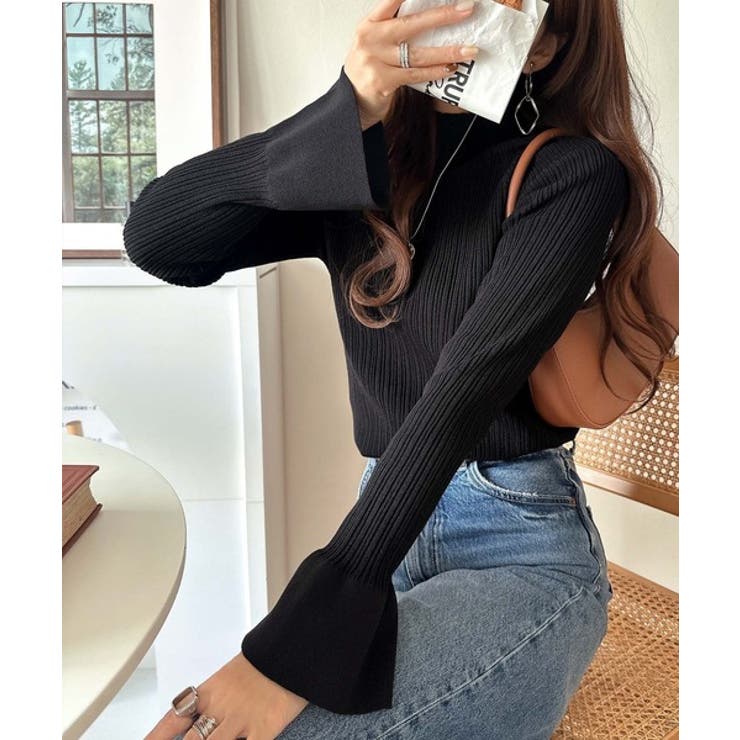 袖にキュン♪大人女子の旬顔トップス。ランダムリブ袖フレアモックネックプルオーバー… | Classical Elf  | 詳細画像15 