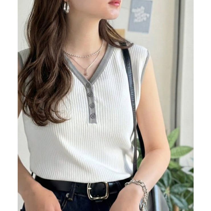 オフホワイト | 着回し力抜群！ストレッチが効いた前後2Way配色ニットリブタンク | Classical Elf 