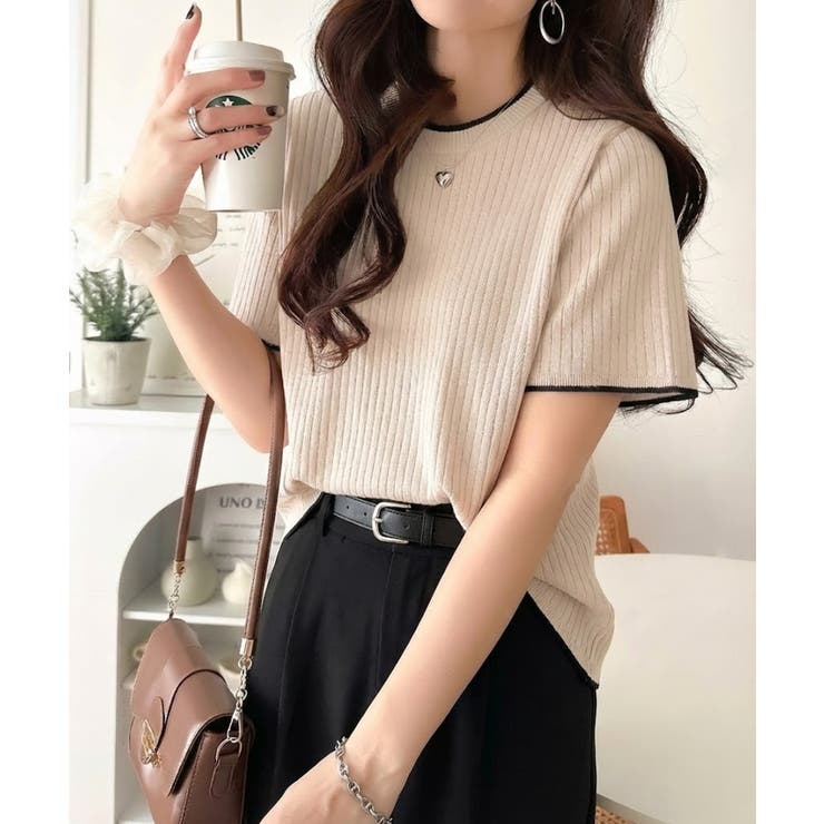 アイボリー | 遊び心くすぐる、大人のプチ配色。袖先配色リブニット(半袖) | Classical Elf 