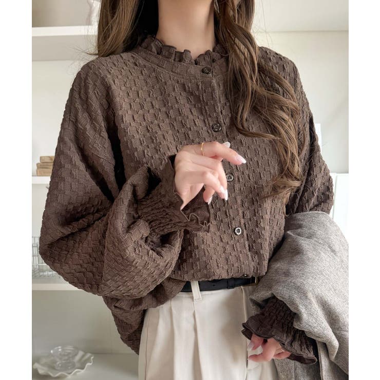 モカブラウン | 前も後ろも、ときめく一枚！ぽこぽこ素材×フリルで、大人可愛い。前後2way フク… | Classical Elf 