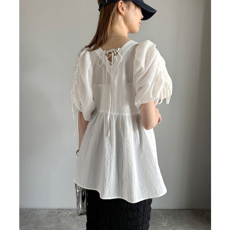 軽やかで上品。シアサッカー前後2WAYギャザーパフスリーブチュニックブラウス | Classical Elf  | 詳細画像9 