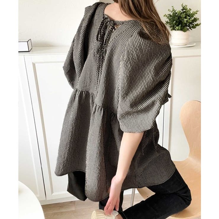 軽やかで上品。シアサッカー前後2WAYギャザーパフスリーブチュニックブラウス | Classical Elf  | 詳細画像26 