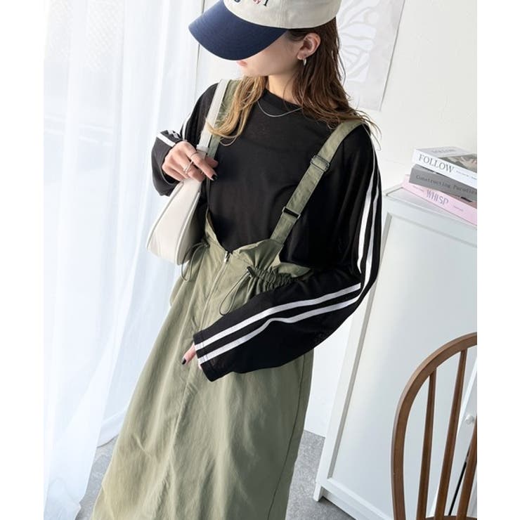 ツヤ感と品格を纏う、大人女性のミリタリースタイル。サスペンダーミリタリースカート | Classical Elf  | 詳細画像44 