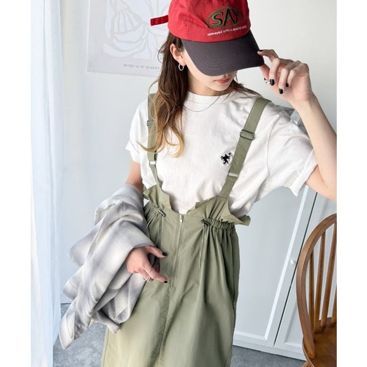 ツヤ感と品格を纏う、大人女性のミリタリースタイル。サスペンダーミリタリースカート | Classical Elf  | 詳細画像46 