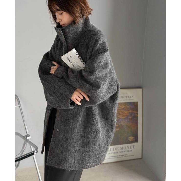 ベーシックとトレンドを両立。MIXシャギー比翼スタンドネックミドル丈