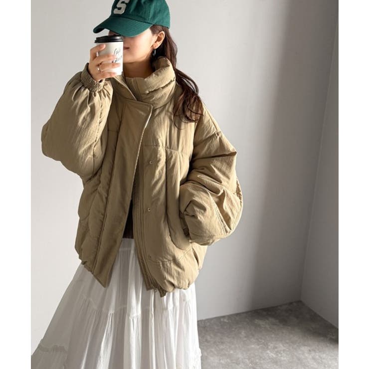 防寒もお洒落も叶える。スタンドカラーモンスターダウンジャケット