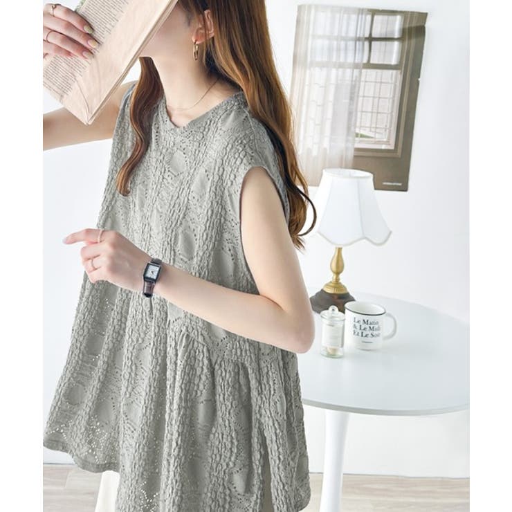 総レースで女性らしさ抜群。立体ティアードブラウス | Classical Elf  | 詳細画像16 