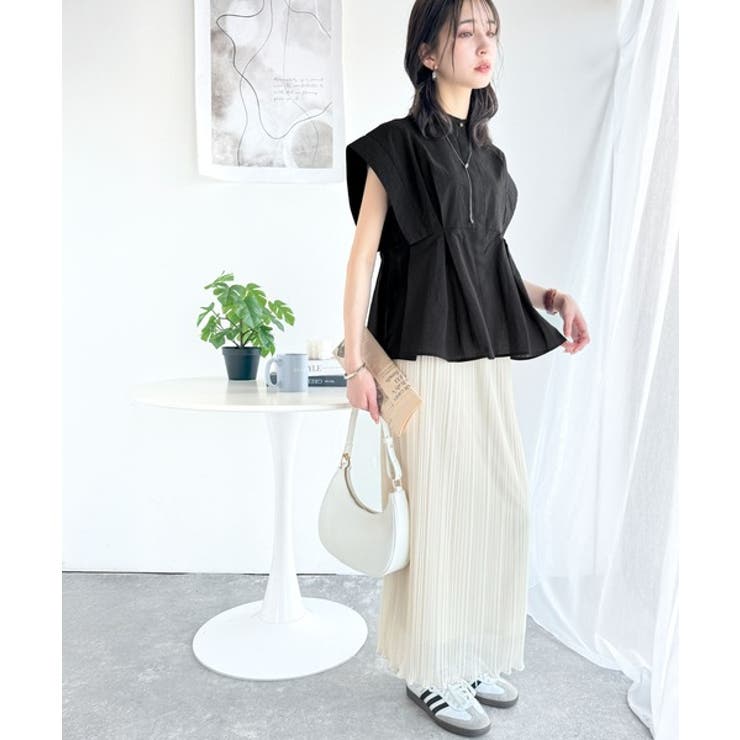 上品さとカジュアルのミックス。サッカー素材前後2wayバンドカラーウエストタック… | Classical Elf  | 詳細画像10 