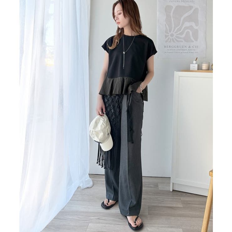 楽ちんなのに上品見え！裾フレア異素材切替フレンチスリーブブラウス | Classical Elf  | 詳細画像17 