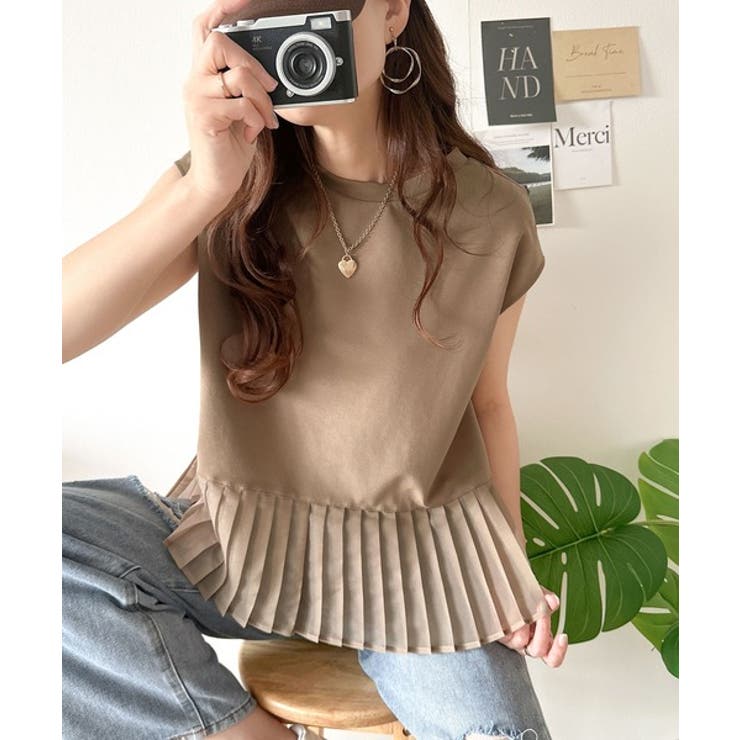 上品フェミニンに決まる。裾シアープリーツライトダンボールフレンチスリーブ風Tシャ… | Classical Elf  | 詳細画像26 