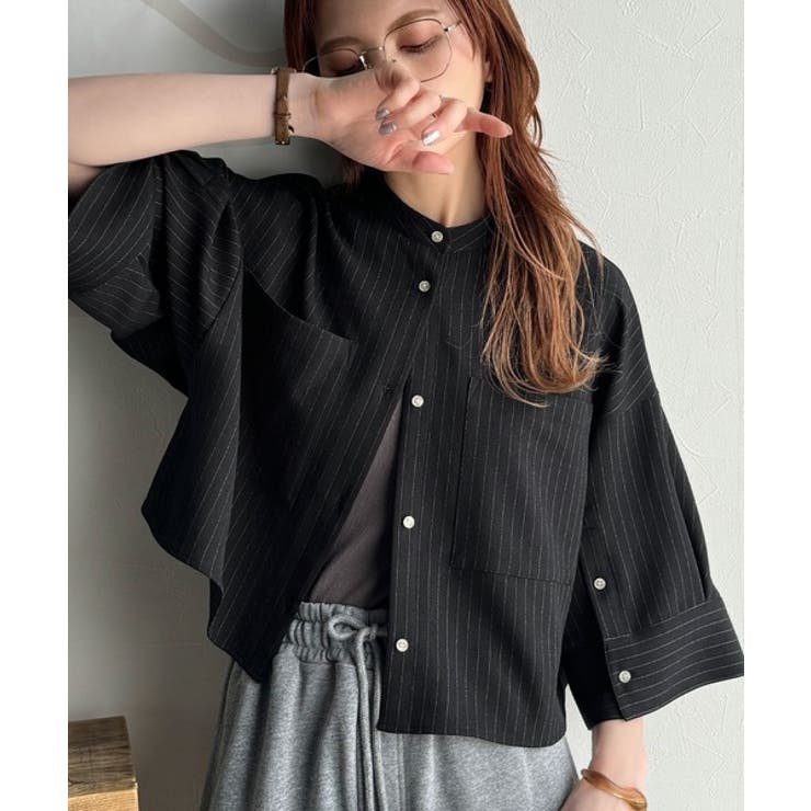 大人の上品トップス。バンドカラーワイドスリーブショート丈ストライプシャツ（半袖） | Classical Elf  | 詳細画像1 