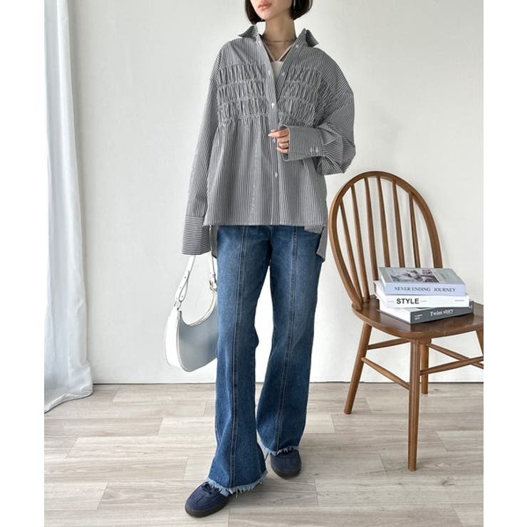 立体感を纏う。シャーリングビスチェ風ロングカフスビッグシャツ（長袖） | Classical Elf  | 詳細画像12 