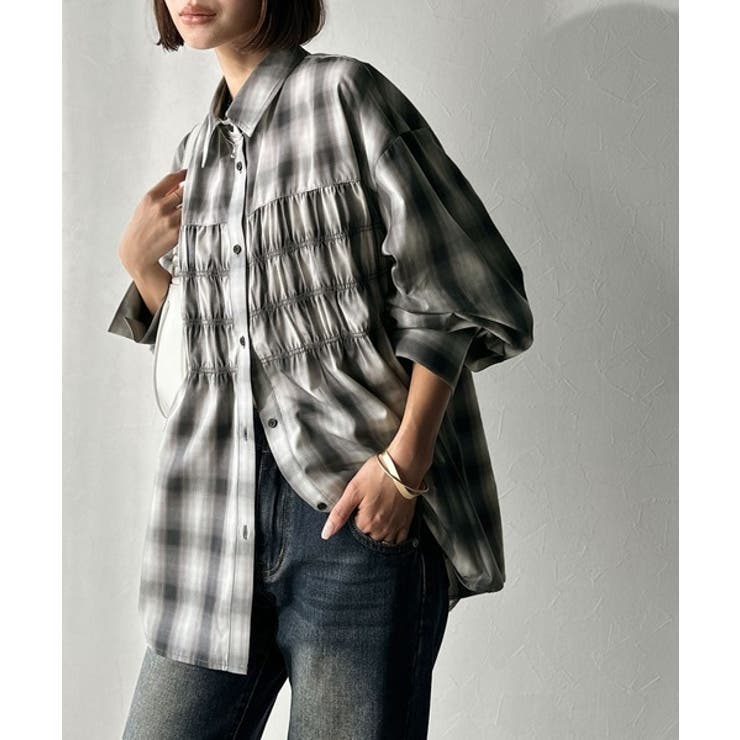 立体感を纏う。シャーリングビスチェ風ロングカフスビッグシャツ（長袖） | Classical Elf  | 詳細画像17 