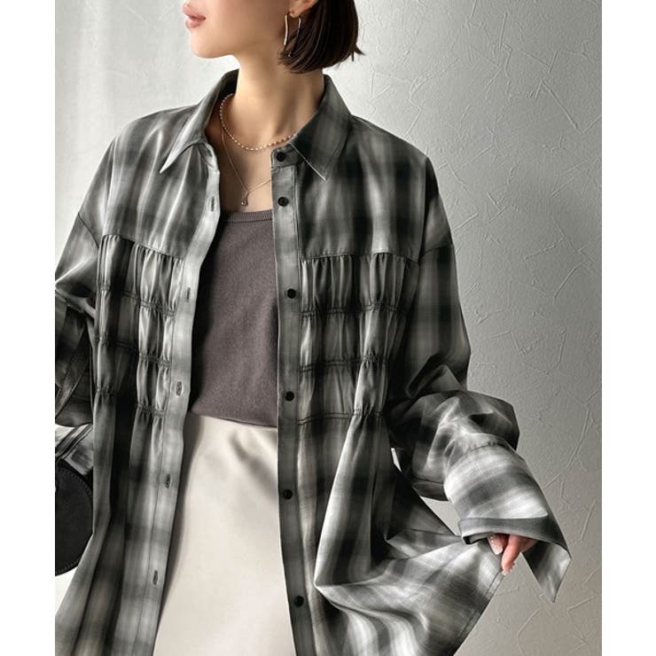 立体感を纏う。シャーリングビスチェ風ロングカフスビッグシャツ（長袖） | Classical Elf  | 詳細画像22 