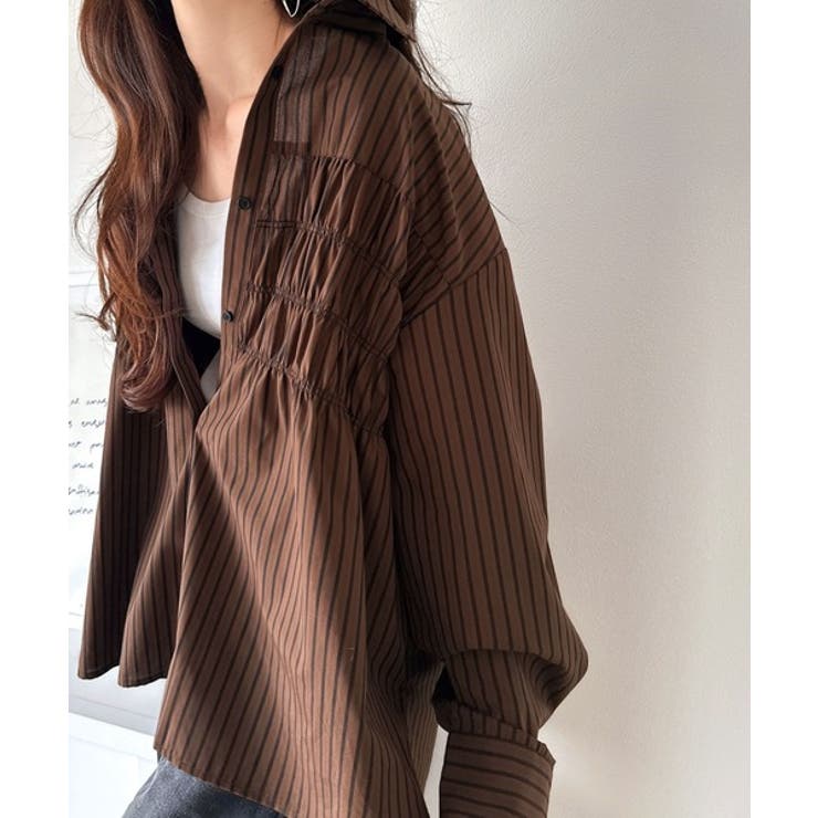 ブラウンストライプ | 立体感を纏う。シャーリングビスチェ風ロングカフスビッグシャツ（長袖） | Classical Elf 