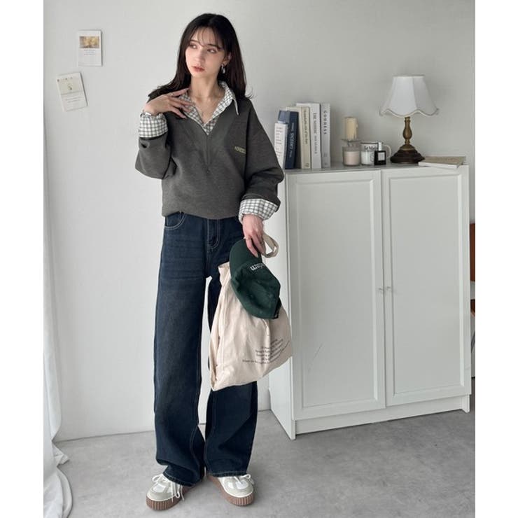 抜け感と上品さを両立。深めのネックで小顔見え♪ 胸刺繍Vネックダンボールニットト… | Classical Elf  | 詳細画像15 