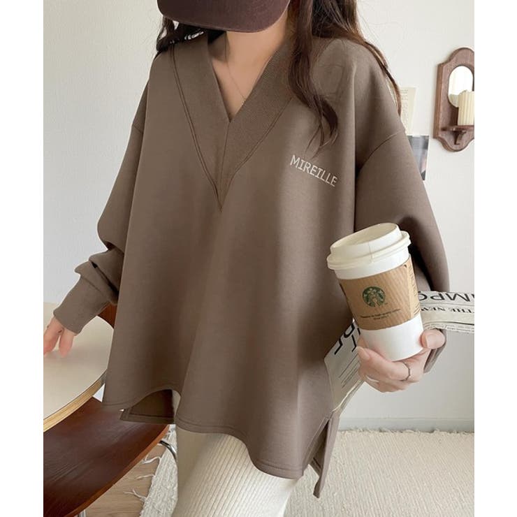 抜け感と上品さを両立。深めのネックで小顔見え♪ 胸刺繍Vネックダンボールニットト… | Classical Elf  | 詳細画像24 